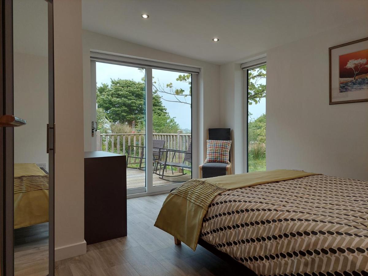 Breakish Bayview Lodge New Spacious Apartment מראה חיצוני תמונה