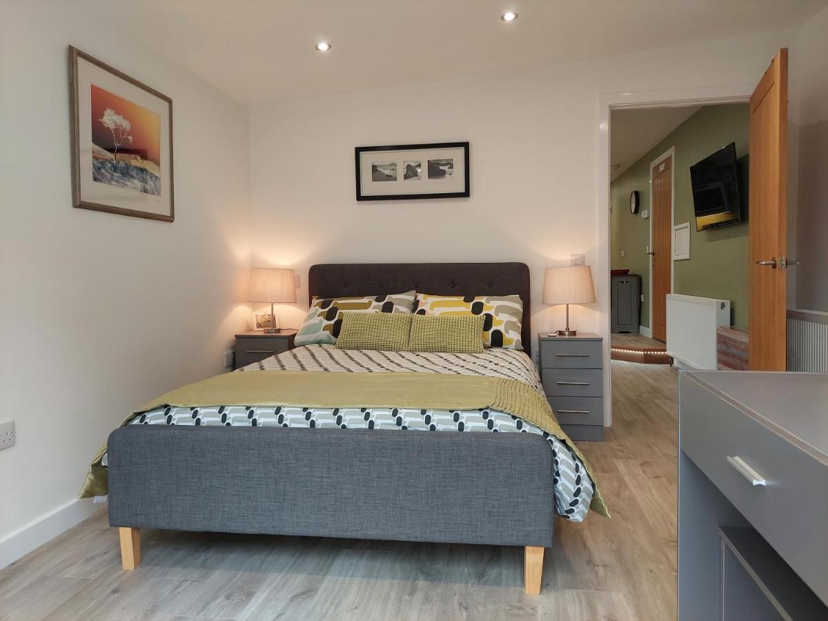 Breakish Bayview Lodge New Spacious Apartment מראה חיצוני תמונה