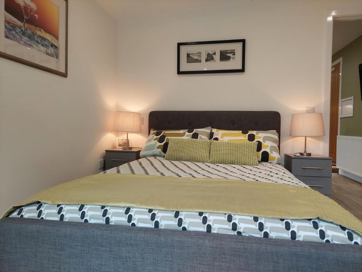 Breakish Bayview Lodge New Spacious Apartment מראה חיצוני תמונה